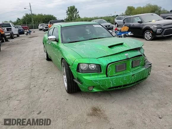 2006 Dodge Charger R/T с VIN 2B3KA53HX6H137313, выставлен на аукционе Copart как лот 67537394 с пробегом Не указан миль и Списание • Salvage title. История ставок и продаж доступна на DreamBid. Изображение 10.