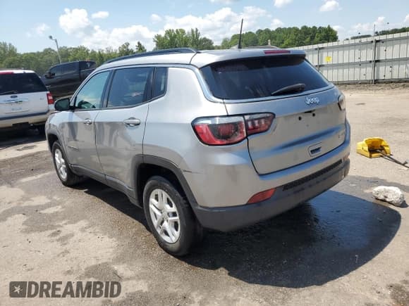 ✅ 2020 Jeep Compass Sport • VIN: 3C4NJCAB2LT124900 • Lot: 66677685. Listed on Copart with 38,105 mi. Free auction sales archive from the USA and detailed vehicle history report at DreamBid. Image 2.