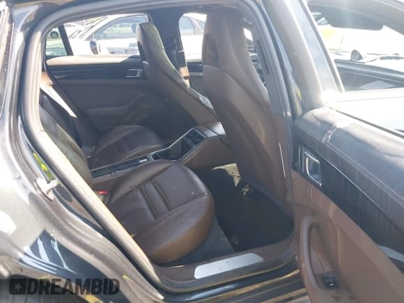 ✅ 2017 Porsche Panamera 4S • VIN: WP0AB2A74HL122473 • Лот: 42335827. Опубликован ранее на IAAI с пробегом 93 755 миль. Бесплатный доступ к архиву аукционных продаж из США и подробный отчёт об истории автомобиля на DreamBid. Изображение 8.