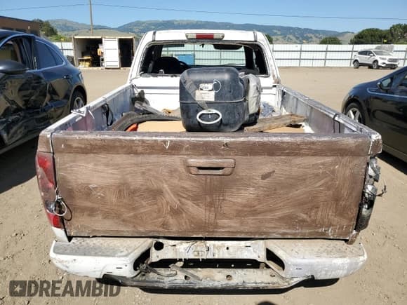 ✅ 2009 Chevrolet Colorado Work Truck • VIN: 1GCCS19E398130302 • Лот: 54581554. Опубликован ранее на Copart с пробегом Не указан. Бесплатный доступ к архиву аукционных продаж из США и подробный отчёт об истории автомобиля на DreamBid. Изображение 6.