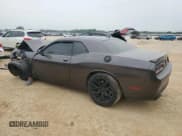 ✅ 2019 Dodge Challenger R/T Scat Pack • VIN: 2C3CDZFJ3KH618521 • Lot: 51953755. Wystawiony na Copart z przebiegiem Nie podano. Bezpłatny archiwum sprzedaży aukcyjnych z USA i szczegółowy raport historii pojazdu na DreamBid. Zdjęcie 2.