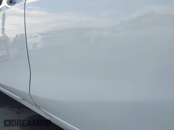 ✅ 2018 Chevrolet Malibu Hybrid • VIN: 1G1ZF5SU8JF140033 • Lot: 43673797. Listed on IAAI with 111,657 mi. Free auction sales archive from the USA and detailed vehicle history report at DreamBid. Image 20.