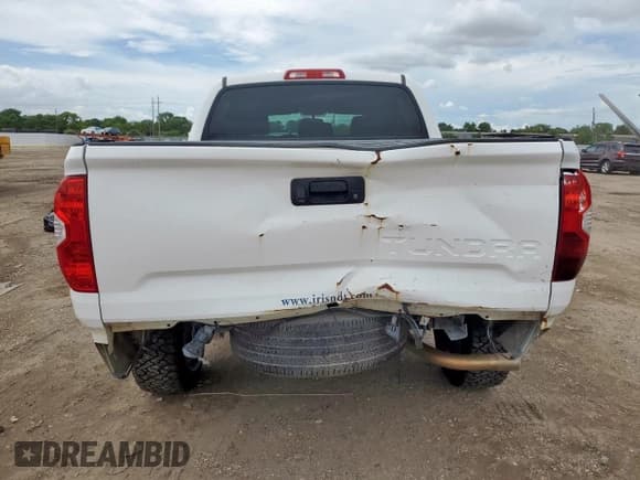 ✅ 2016 Toyota Tundra SR5 • VIN: 5TFEM5F13GX107004 • Лот: 62604485. Опубликован ранее на Copart с пробегом 198 534 миль. Бесплатный доступ к архиву аукционных продаж из США и подробный отчёт об истории автомобиля на DreamBid. Изображение 6.