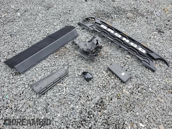 ✅ 2021 Ford Bronco • VIN: 1FMEE5DP5MLB03300 • Lot: 56737415. Listed on Copart with Not provided. Free auction sales archive from the USA and detailed vehicle history report at DreamBid. Image 13.