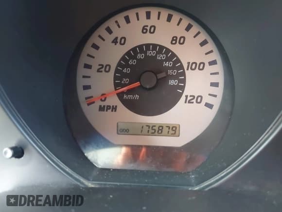 ✅ 2004 Nissan Frontier XE • VIN: 1N6DD26T34C410795 • Lot: 43704845. Wystawiony na IAAI z przebiegiem 175 879 mil. Bezpłatny archiwum sprzedaży aukcyjnych z USA i szczegółowy raport historii pojazdu na DreamBid. Zdjęcie 15.