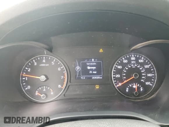 ✅ 2018 Kia Optima LX • VIN: 5XXGT4L39JG213757 • Lot: 72096535. Listed on Copart with 163,028 mi. Free auction sales archive from the USA and detailed vehicle history report at DreamBid. Image 9.