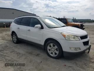 ✅ 2010 Chevrolet Traverse 1LT • VIN: 1GNLVFED9AS122592 • Lot: 67750164. Wystawiony na Copart z przebiegiem 143 682 mil. Bezpłatny archiwum sprzedaży aukcyjnych z USA i szczegółowy raport historii pojazdu na DreamBid. Zdjęcie 4.