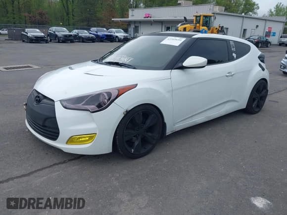 ✅ 2012 Hyundai Veloster w/Gray Int • VIN: KMHTC6AD6CU021176 • Lot: 42205695. Wystawiony na IAAI z przebiegiem 93 665 mil. Bezpłatny archiwum sprzedaży aukcyjnych z USA i szczegółowy raport historii pojazdu na DreamBid. Zdjęcie 2.