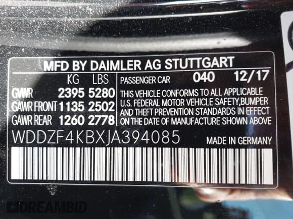 ✅ 2018 Mercedes-Benz E 300 • VIN: WDDZF4KBXJA394085 • Lot: 43230151. Wystawiony na IAAI z przebiegiem 56 800 mil. Bezpłatny archiwum sprzedaży aukcyjnych z USA i szczegółowy raport historii pojazdu na DreamBid. Zdjęcie 9.