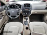 ✅ 2009 Kia Spectra EX • VIN: KNAFE221195645623 • Лот: 68252314. Опубликован ранее на Copart с пробегом 157 500 миль. Бесплатный доступ к архиву аукционных продаж из США и подробный отчёт об истории автомобиля на DreamBid. Изображение 8.