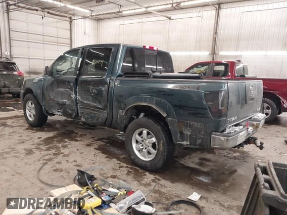 ✅ 2004 Nissan Titan LE • VIN: 1N6AA07B14N511618 • Lot: 41336419. Listed on IAAI with 195,863 mi. Free auction sales archive from the USA and detailed vehicle history report at DreamBid. Image 3.