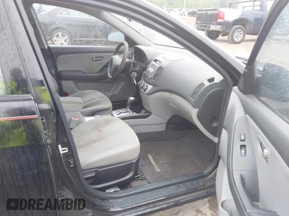 ✅ 2010 Hyundai Elantra GLS • VIN: KMHDU4AD6AU868363 • Лот: 42239139. Опубликован ранее на IAAI с пробегом 197 503 миль. Бесплатный доступ к архиву аукционных продаж из США и подробный отчёт об истории автомобиля на DreamBid. Изображение 5.