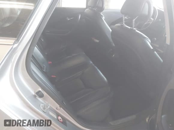 ✅ 2012 Hyundai Azera • VIN: KMHFH4JG5CA002049 • Lot: 42164271. Wystawiony na IAAI z przebiegiem 190 980 mil. Bezpłatny archiwum sprzedaży aukcyjnych z USA i szczegółowy raport historii pojazdu na DreamBid. Zdjęcie 8.