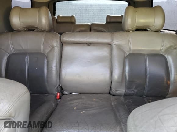 ✅ 2001 GMC Yukon Denali • VIN: 1GKEK63U31J274682 • Lot: 70053615. Listed on Copart with 187,550 mi. Free auction sales archive from the USA and detailed vehicle history report at DreamBid. Image 10.