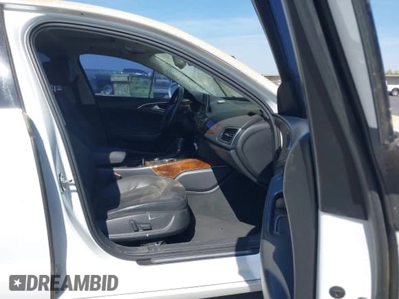 ✅ 2013 Audi A6 Premium Plus • VIN: WAUDFAFCXDN136827 • Лот: 43164985. Опубликован ранее на IAAI с пробегом 147 680 миль. Бесплатный доступ к архиву аукционных продаж из США и подробный отчёт об истории автомобиля на DreamBid. Изображение 5.