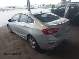 2017 Chevrolet Cruze LT с VIN 1G1BE5SM3H7118921, выставлен на аукционе IAAI как лот 43186154 с пробегом 102 081 миль миль и . История ставок и продаж доступна на DreamBid. Изображение 3.