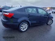 ✅ 2013 Kia Rio EX • VIN: KNADN4A33D6114321 • Лот: 95053755. Опубликован ранее на Copart с пробегом 163 482 миль. Бесплатный доступ к архиву аукционных продаж из США и подробный отчёт об истории автомобиля на DreamBid. Изображение 3.