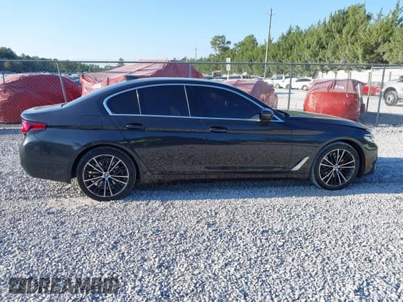 ✅ 2021 BMW 5 Series 530i • VIN: WBA53BH06MWX27995 • Lot: 43166247. Listed on IAAI with 54,257 mi. Free auction sales archive from the USA and detailed vehicle history report at DreamBid. Image 13.