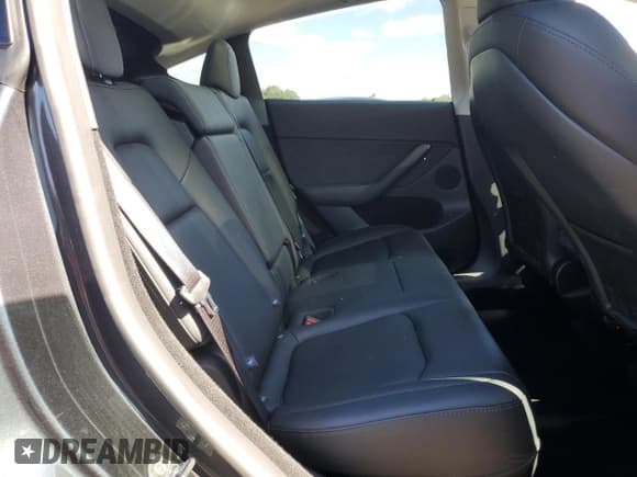 ✅ 2025 Tesla Model Y Long Range • VIN: 7SAYGDED3SF266122 • Lot: 81559335. Wystawiony na Copart z przebiegiem 16 256 mil. Bezpłatny archiwum sprzedaży aukcyjnych z USA i szczegółowy raport historii pojazdu na DreamBid. Zdjęcie 10.