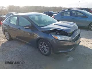 ✅ 2017 Ford Focus SE • VIN: 1FADP3F28HL302644 • Lot: 43709914. Wystawiony na IAAI z przebiegiem 76 483 mil. Bezpłatny archiwum sprzedaży aukcyjnych z USA i szczegółowy raport historii pojazdu na DreamBid. Zdjęcie 1.
