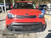 ✅ 2019 Kia Soul • VIN: KNDJN2A22K7651691 • Lot: 82594785. Wystawiony na Copart z przebiegiem 108 696 mil. Bezpłatny archiwum sprzedaży aukcyjnych z USA i szczegółowy raport historii pojazdu na DreamBid. Zdjęcie 5.
