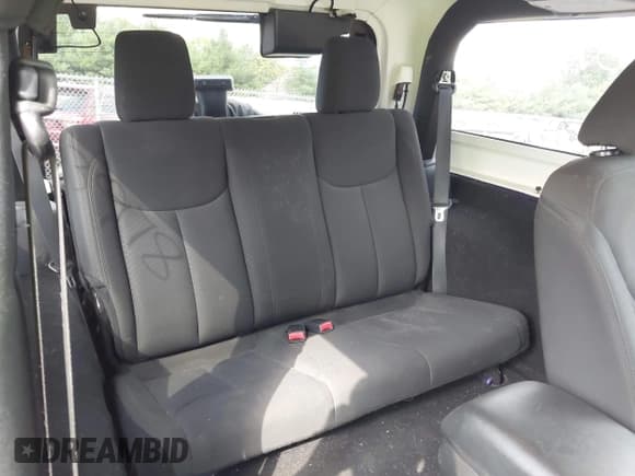 ✅ 2017 Jeep Wrangler Sport • VIN: 1C4AJWAG0HL739914 • Lot: 43343978. Listed on IAAI with 77,553 mi. Free auction sales archive from the USA and detailed vehicle history report at DreamBid. Image 8.