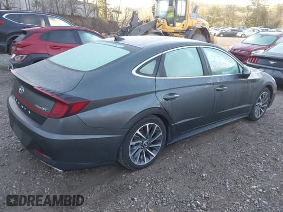 ✅ 2023 Hyundai Sonata Limited • VIN: KMHL34J26PA248376 • Lot: 43403759. Listed on IAAI with 26,716 mi. Free auction sales archive from the USA and detailed vehicle history report at DreamBid. Image 4.