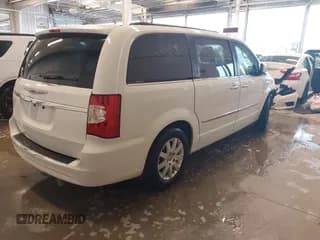 ✅ 2015 Chrysler Town & Country Touring • VIN: 2C4RC1BG6FR753710 • Lot: 43568037. Wystawiony na IAAI z przebiegiem 109 034 mil. Bezpłatny archiwum sprzedaży aukcyjnych z USA i szczegółowy raport historii pojazdu na DreamBid. Zdjęcie 4.