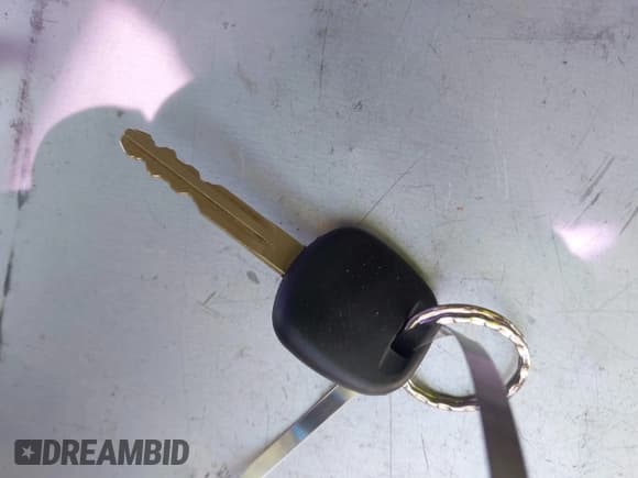 ✅ 2005 Toyota Corolla LE • VIN: 1NXBR32E45Z551102 • Lot: 43265411. Listed on IAAI with 287,440 mi. Free auction sales archive from the USA and detailed vehicle history report at DreamBid. Image 11.