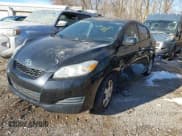 ✅ 2009 Toyota Matrix • VIN: 2T1KU40E79C055371 • Lot: 43877341. Wystawiony na IAAI z przebiegiem 161 904 mil. Bezpłatny archiwum sprzedaży aukcyjnych z USA i szczegółowy raport historii pojazdu na DreamBid. Zdjęcie 2.