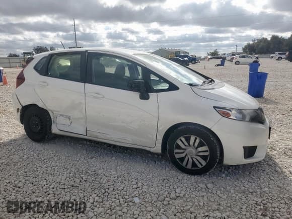 ✅ 2016 Honda Fit LX • VIN: JHMGK5H51GS005730 • Lot: 92236595. Listed on Copart with 61,016 mi. Free auction sales archive from the USA and detailed vehicle history report at DreamBid. Image 4.