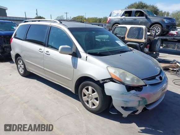 ✅ 2009 Toyota Sienna XLE • VIN: 5TDZK22CX9S231762 • Lot: 43496416. Listed on IAAI with 236,603 mi. Free auction sales archive from the USA and detailed vehicle history report at DreamBid. Image 1.