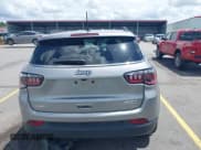 ✅ 2022 Jeep Compass Latitude • VIN: 3C4NJCBBXNT182500 • Lot: 42750538. Listed on IAAI with 52,233 mi. Free auction sales archive from the USA and detailed vehicle history report at DreamBid. Image 16.