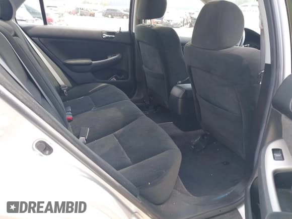 ✅ 2006 Honda Accord EX • VIN: 1HGCM56736A097055 • Лот: 43253072. Опубликован ранее на IAAI с пробегом 146 127 миль. Бесплатный доступ к архиву аукционных продаж из США и подробный отчёт об истории автомобиля на DreamBid. Изображение 8.