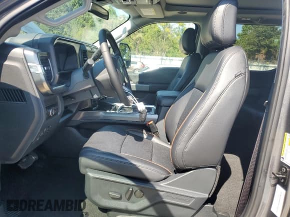 ✅ 2025 Ford F-250 XL • VIN: 1FT8W2BMXSEC14030 • Лот: 80665105. Опубликован ранее на Copart с пробегом 542 миль. Бесплатный доступ к архиву аукционных продаж из США и подробный отчёт об истории автомобиля на DreamBid. Изображение 7.