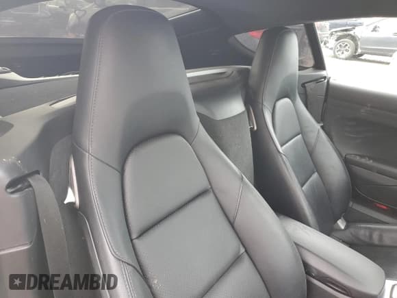 ✅ 2018 Porsche 718 Cayman • VIN: WP0AA2A89JK260727 • Лот: 55943974. Опубликован ранее на Copart с пробегом 49 441 миль. Бесплатный доступ к архиву аукционных продаж из США и подробный отчёт об истории автомобиля на DreamBid. Изображение 10.