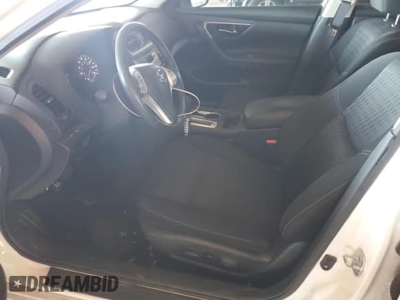 ✅ 2017 Nissan Altima SV • VIN: 1N4AL3APXHC138282 • Лот: 86646825. Опубликован ранее на Copart с пробегом 112 623 миль. Бесплатный доступ к архиву аукционных продаж из США и подробный отчёт об истории автомобиля на DreamBid. Изображение 7.