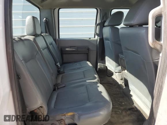 ✅ 2016 Ford F-250 XL • VIN: 1FT7W2A6XGEB61240 • Lot: 71934715. Wystawiony na Copart z przebiegiem 124 260 mil. Bezpłatny archiwum sprzedaży aukcyjnych z USA i szczegółowy raport historii pojazdu na DreamBid. Zdjęcie 10.