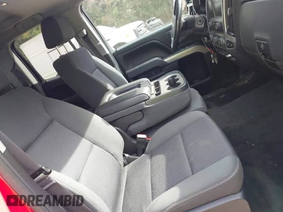 2016 Chevrolet Silverado 1500 LT z VIN 1GCVKREC3GZ268456, wystawiony jako IAAI lot #43202123 z przebiegiem 112 410 mil mil oraz . Historia ofert i sprzedaży dostępna na DreamBid. Obrazek 5.