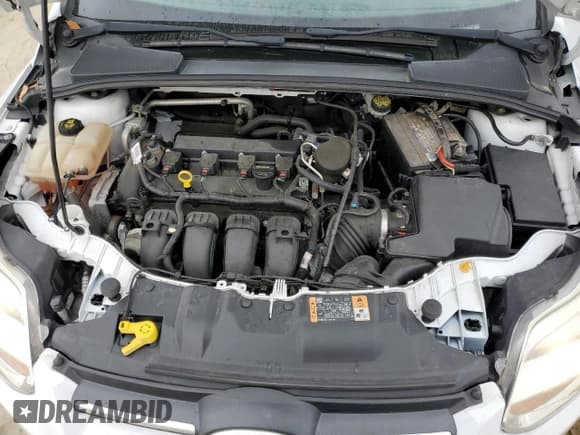 ✅ 2014 Ford Focus SE • VIN: 1FADP3F22EL330970 • Lot: 89870275. Wystawiony na Copart z przebiegiem 106 531 mil. Bezpłatny archiwum sprzedaży aukcyjnych z USA i szczegółowy raport historii pojazdu na DreamBid. Zdjęcie 11.