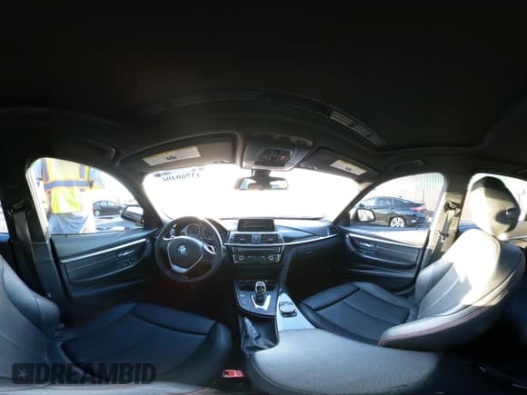 ✅ 2016 BMW 3 Series 328i • VIN: WBA8E9C54GK647982 • Lot: 43760406. Listed on IAAI with 117,037 mi. Free auction sales archive from the USA and detailed vehicle history report at DreamBid. Image 18.