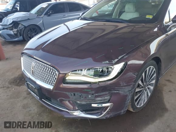 ✅ 2018 Lincoln MKZ • VIN: 3LN6L5G90JR607984 • Lot: 41854834. Listed on IAAI with 73,052 mi. Free auction sales archive from the USA and detailed vehicle history report at DreamBid. Image 6.