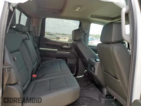 ✅ 2025 GMC Sierra 1500 SLT • VIN: 3GTPHDED1SG135321 • Лот: 61964765. Опубликован ранее на Copart с пробегом 3 716 миль. Бесплатный доступ к архиву аукционных продаж из США и подробный отчёт об истории автомобиля на DreamBid. Изображение 12.