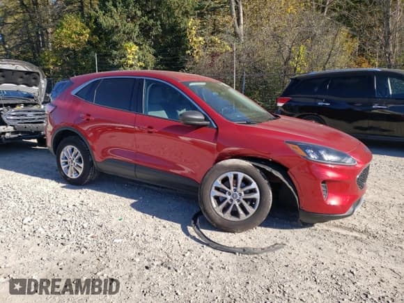 ✅ 2022 Ford Escape SE • VIN: 1FMCU9G68NUB56508 • Lot: 86709845. Wystawiony na Copart z przebiegiem 28 500 mil. Bezpłatny archiwum sprzedaży aukcyjnych z USA i szczegółowy raport historii pojazdu na DreamBid. Zdjęcie 4.