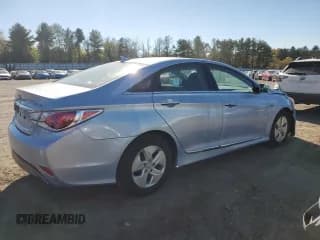 ✅ 2012 Hyundai Sonata Hybrid • VIN: KMHEC4A41CA058537 • Лот: 87055465. Опубликован ранее на Copart с пробегом 82 131 миль. Бесплатный доступ к архиву аукционных продаж из США и подробный отчёт об истории автомобиля на DreamBid. Изображение 3.