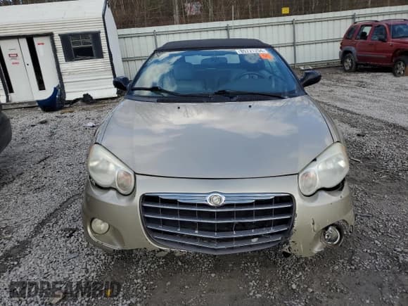 ✅ 2005 Chrysler Sebring Limited • VIN: 1C3EL65R55N633809 • Lot: 85721254. Listed on Copart with Not provided. Free auction sales archive from the USA and detailed vehicle history report at DreamBid. Image 5.