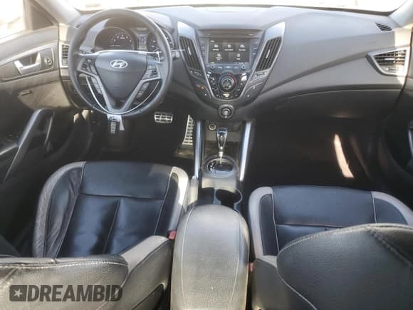 ✅ 2013 Hyundai Veloster Turbo • VIN: KMHTC6AE0DU176736 • Lot: 82283314. Wystawiony na Copart z przebiegiem 150 974 mil. Bezpłatny archiwum sprzedaży aukcyjnych z USA i szczegółowy raport historii pojazdu na DreamBid. Zdjęcie 8.