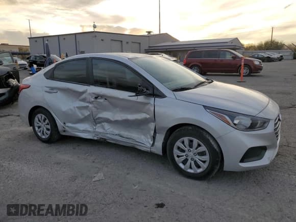 ✅ 2022 Hyundai Accent SEL • VIN: 3KPC24A69NE173841 • Лот: 83477944. Опубликован ранее на Copart с пробегом 16 304 миль. Бесплатный доступ к архиву аукционных продаж из США и подробный отчёт об истории автомобиля на DreamBid. Изображение 4.