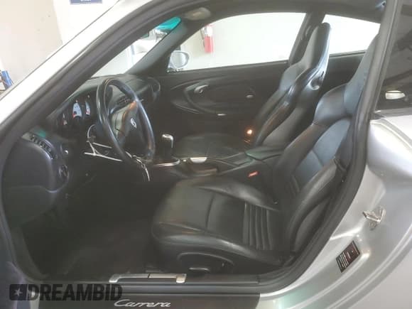 ✅ 2000 Porsche 911 • VIN: WP0AA299XYS621308 • Lot: 69782725. Wystawiony na Copart z przebiegiem 81 294 mil. Bezpłatny archiwum sprzedaży aukcyjnych z USA i szczegółowy raport historii pojazdu na DreamBid. Zdjęcie 7.