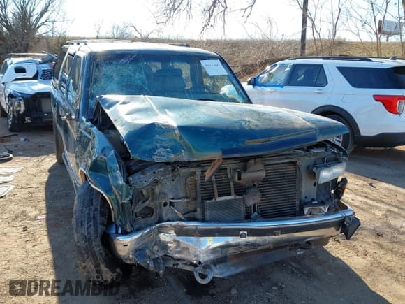 ✅ 1996 GMC Suburban • VIN: 1GKFK16R3TJ703465 • Lot: 41325441. Wystawiony na IAAI z przebiegiem 271 871 mil. Bezpłatny archiwum sprzedaży aukcyjnych z USA i szczegółowy raport historii pojazdu na DreamBid. Zdjęcie 13.